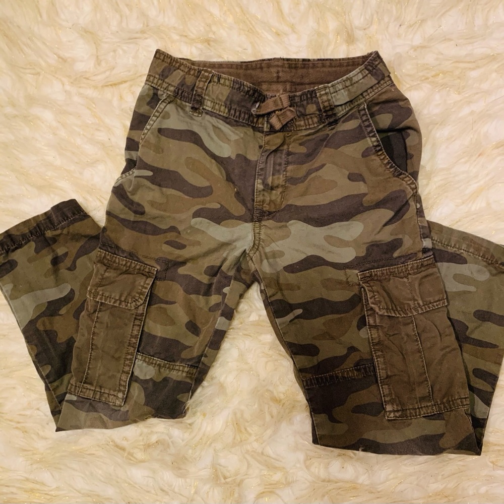 🔥2 for $20🔥Boys Camo Pants! Great Condition!